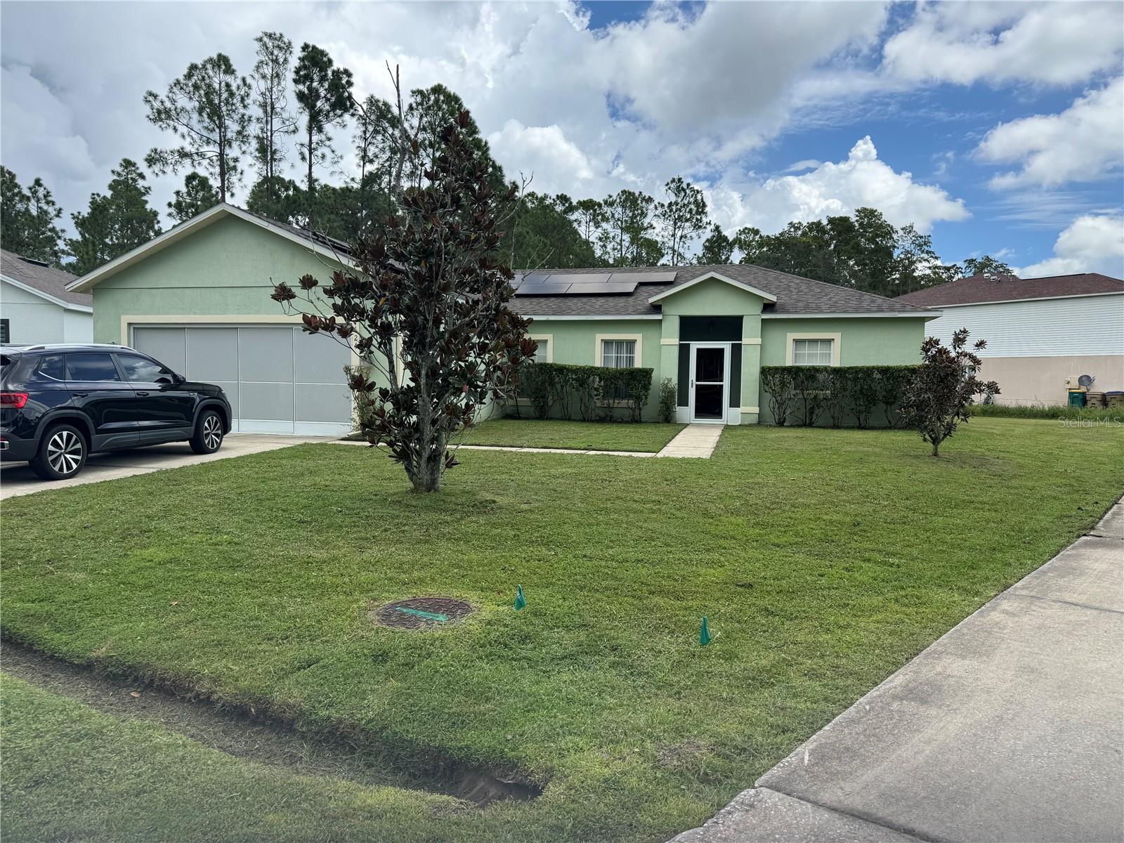 Sellers must sale-Great property for first time home buyers-Must see-SOLAR PANEL NOT INCLUDED IN SALES PRICE, TO BE TRANSFERED TO NEW OWNER AND CONTINUE PAYMENTS $192. MONTH.