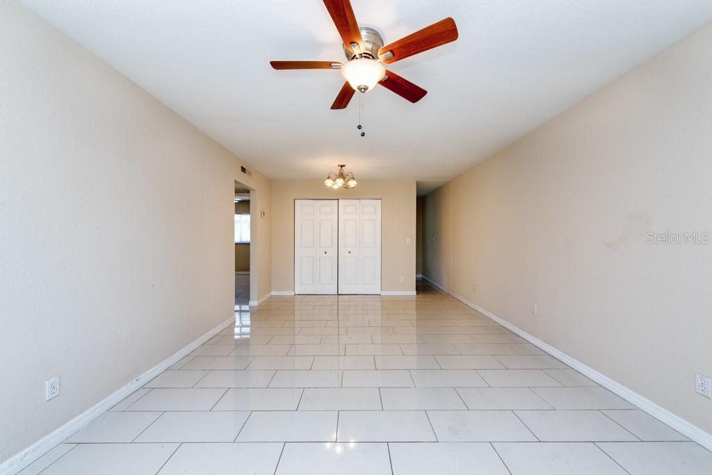 3206 W AZEELE STREET 215