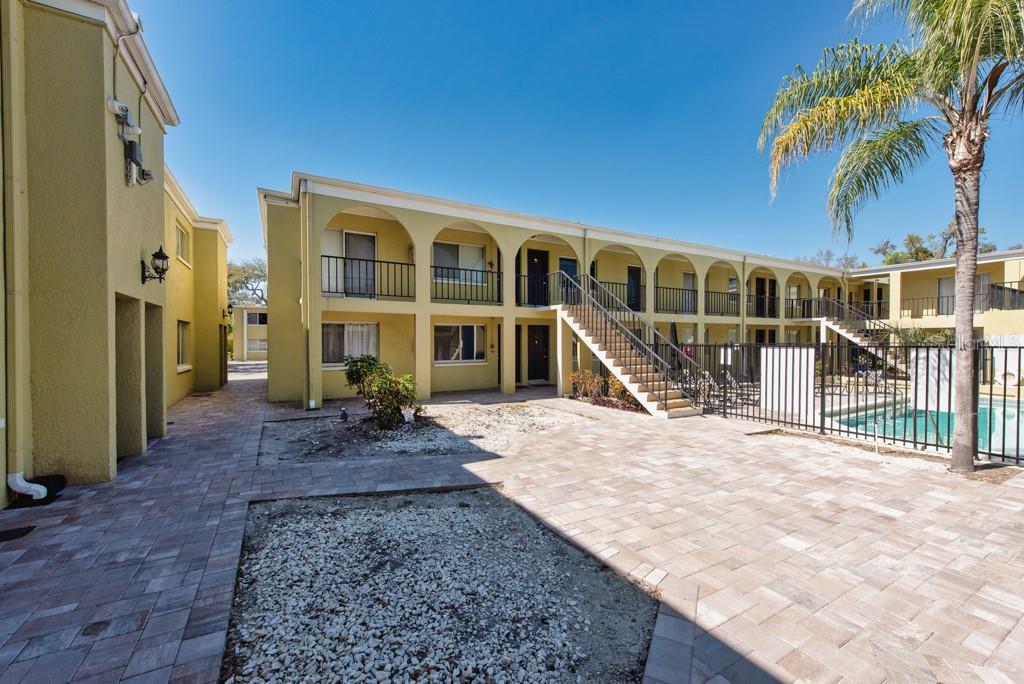 PALMA CEIA GARDENS CONDO - Residential