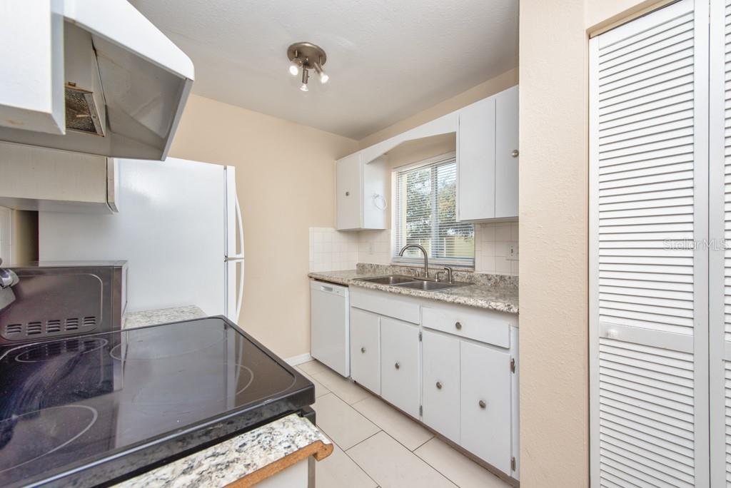 PALMA CEIA GARDENS CONDO - Residential