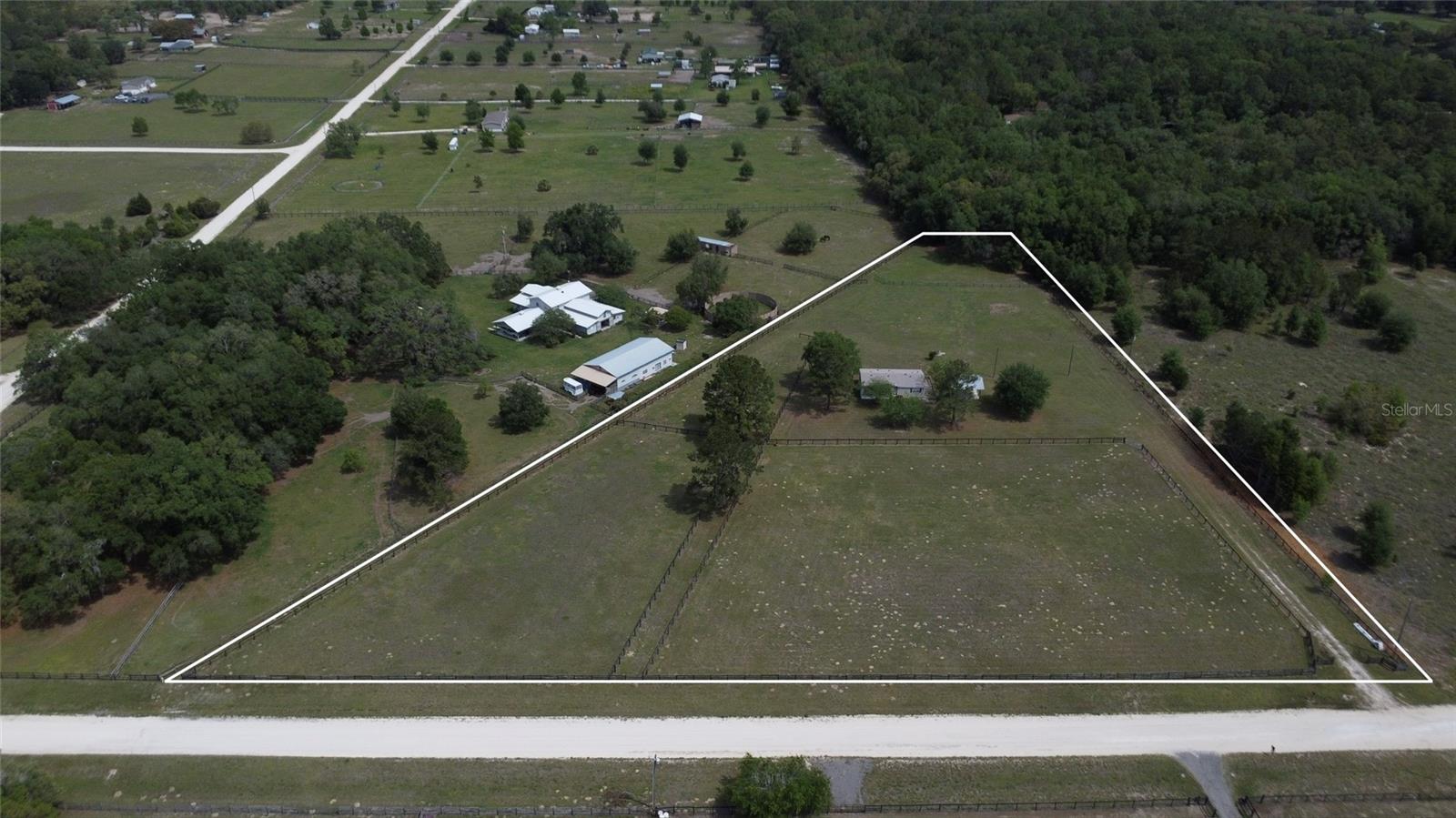 TRIPLE CROWN FARMS - Residential