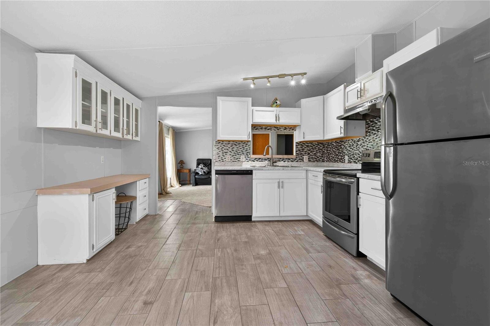 TRIPLE CROWN FARMS - Residential