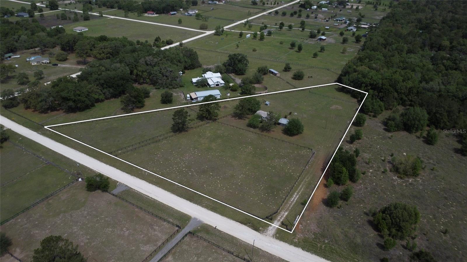 TRIPLE CROWN FARMS - Residential
