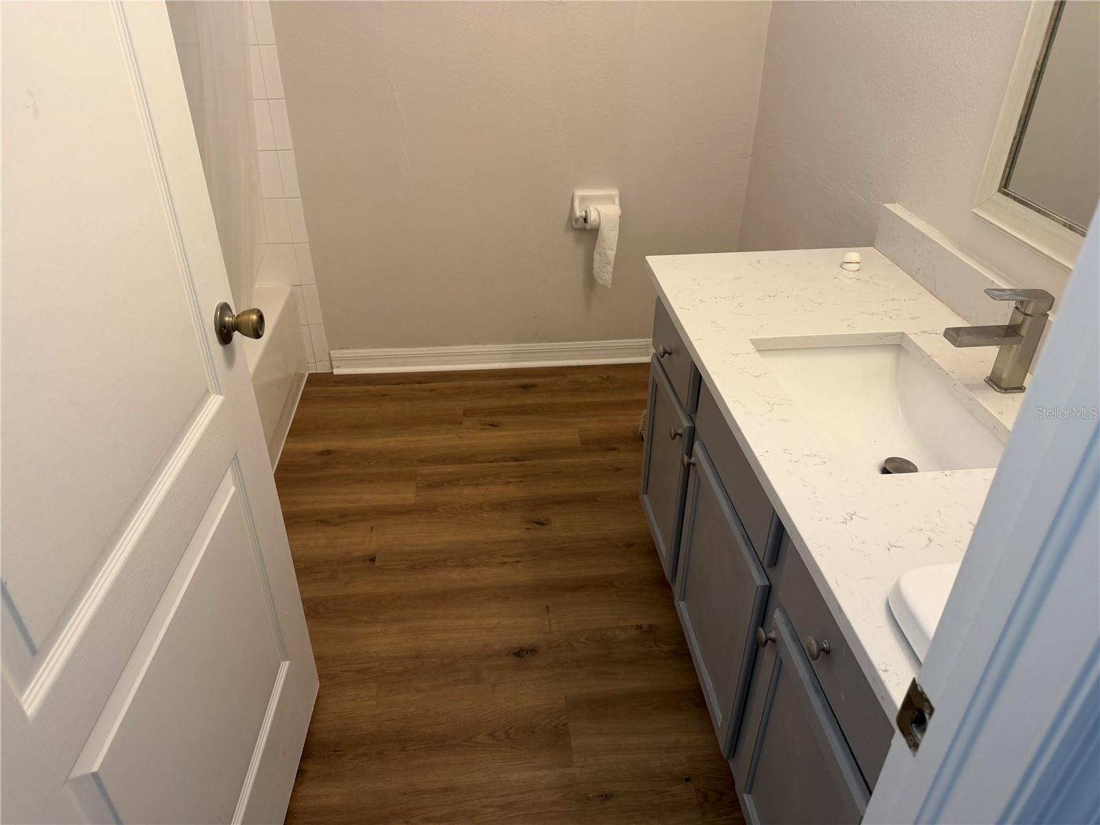 HUNTERS GREEN PRCL 20 - Residential Lease