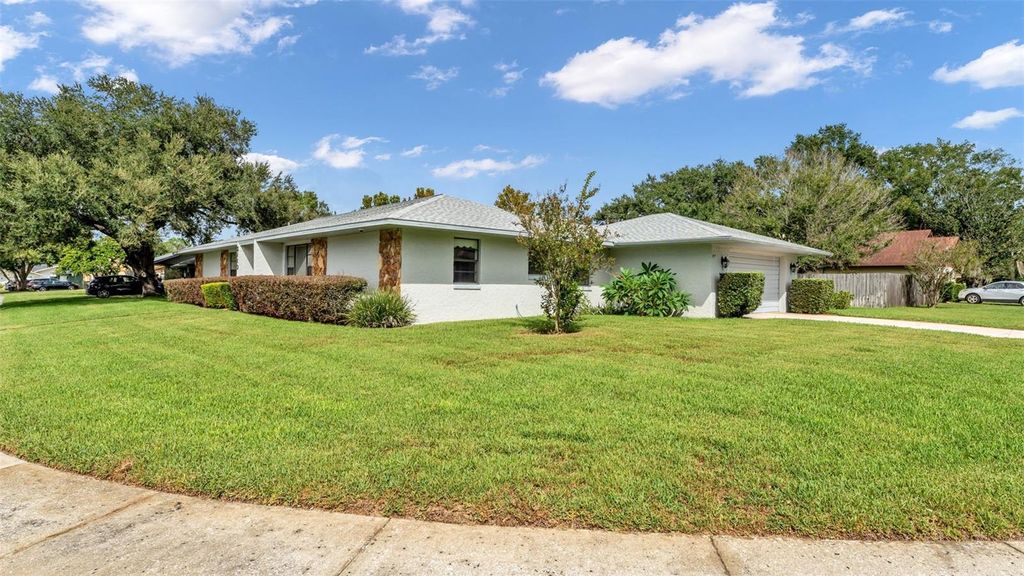 Photo of Plant City, FL 33563 (MLS # L4956485)