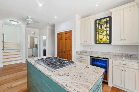 Tiny photo for 580 W 10th Avenue, Mount Dora, FL 32757 (MLS # O6358920)