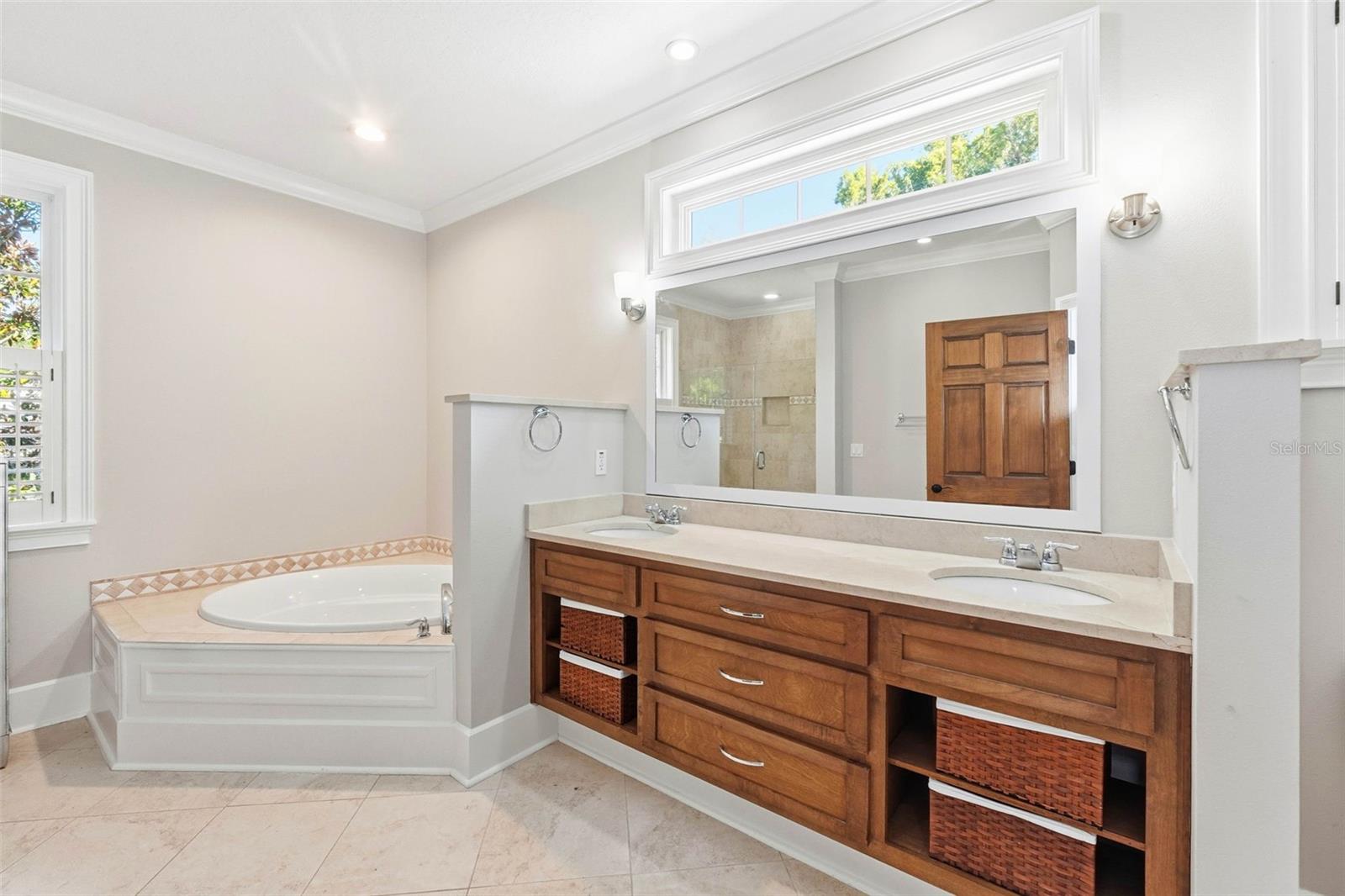 SUNSET SETTLE - Residential