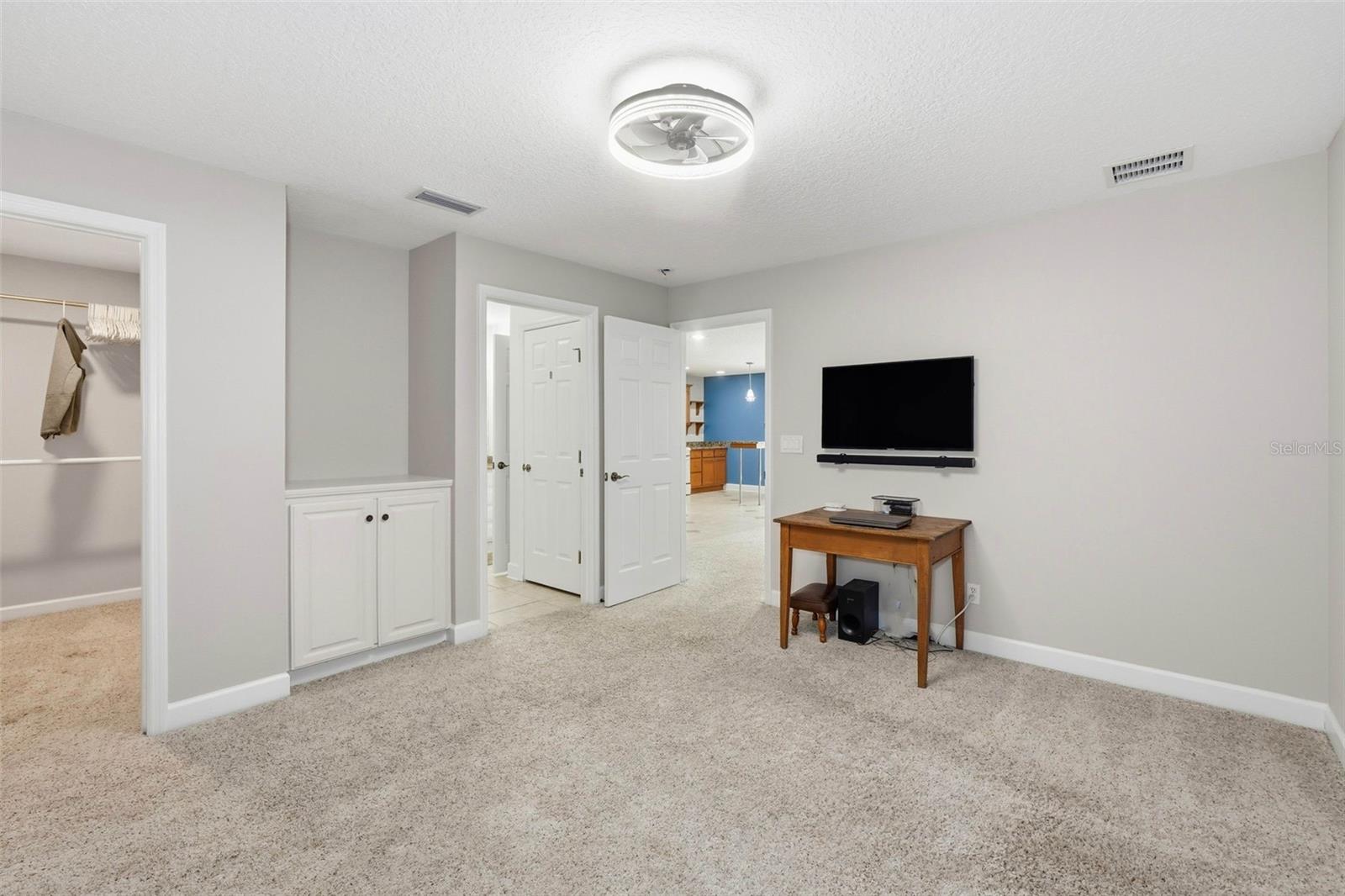 SUNSET SETTLE - Residential