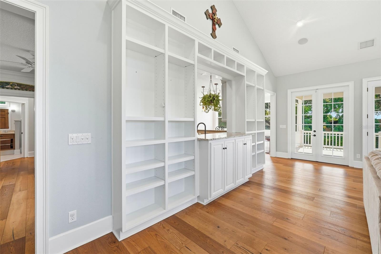 SUNSET SETTLE - Residential