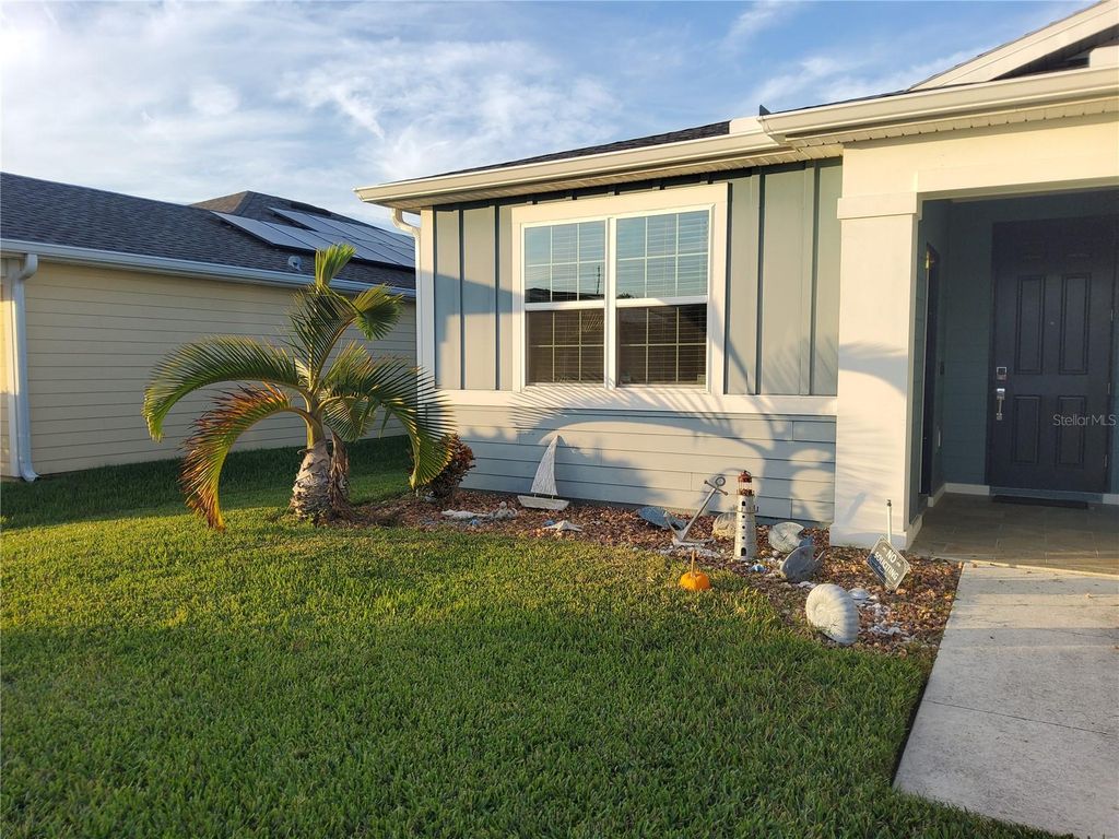 Photo of 725 Simone Court #B, Haines City, FL 33844 (MLS # O6362620)
