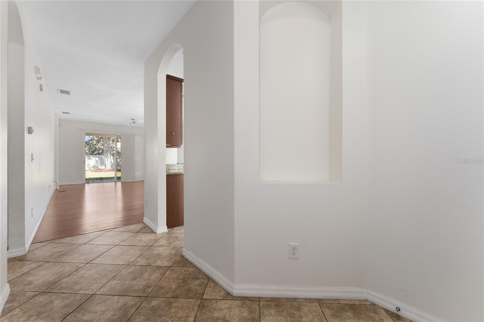 5233 SANTA ANA DRIVE