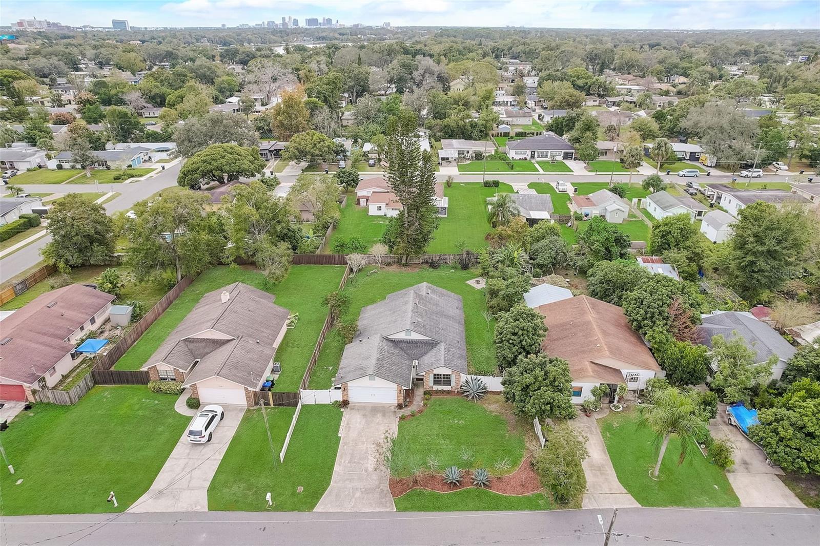 SUNSHINE GARDENS - Residential