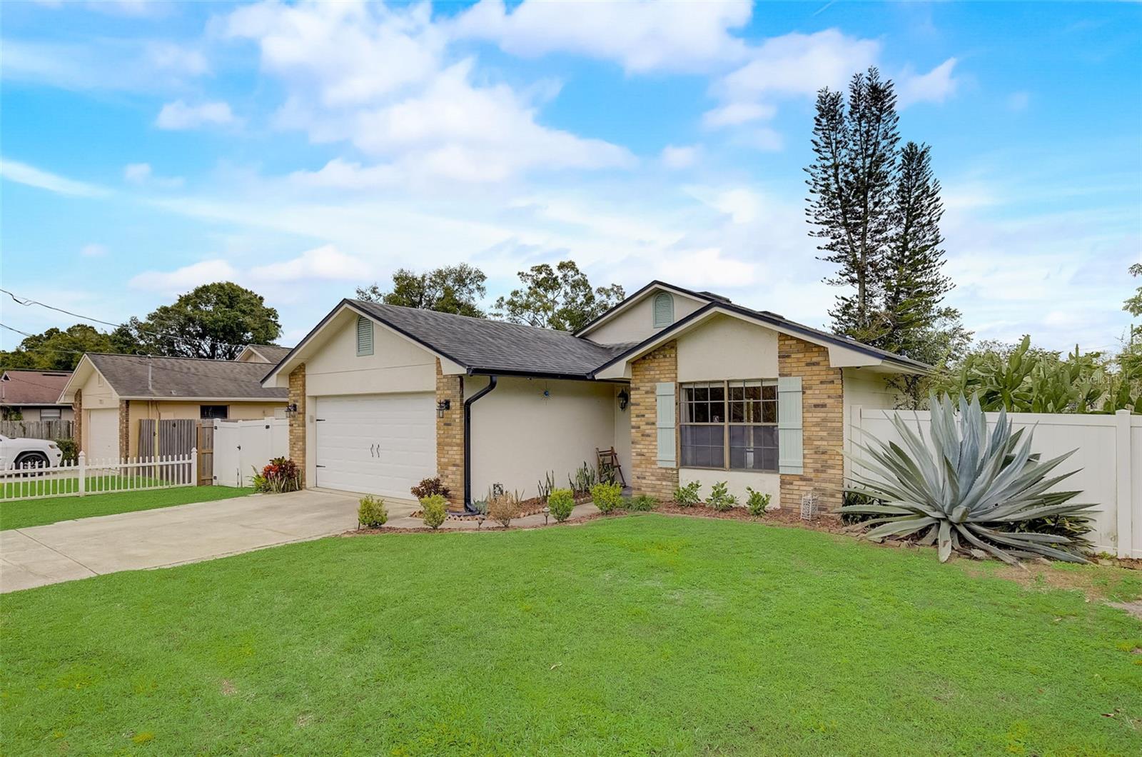 SUNSHINE GARDENS - Residential