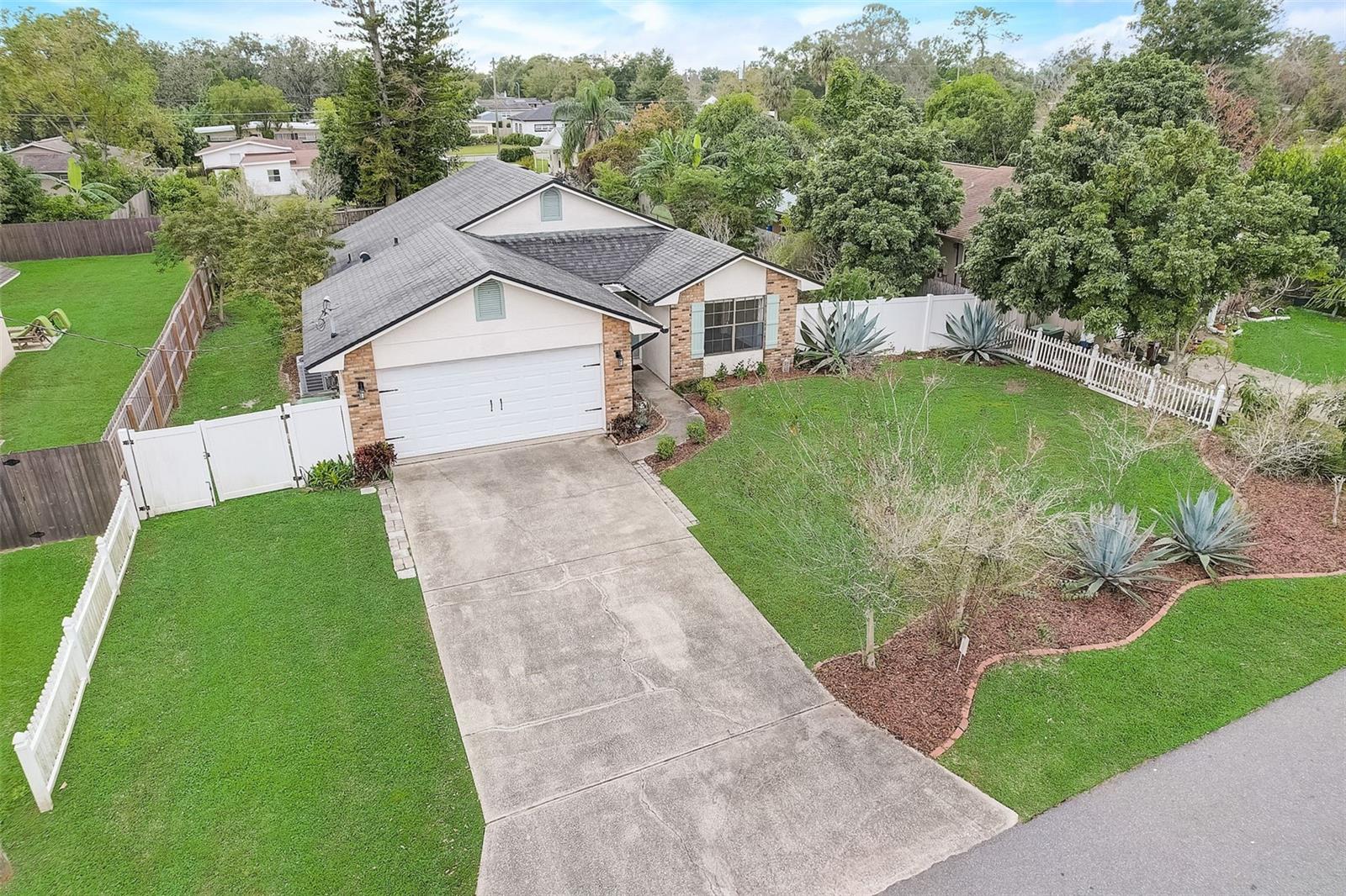 SUNSHINE GARDENS - Residential