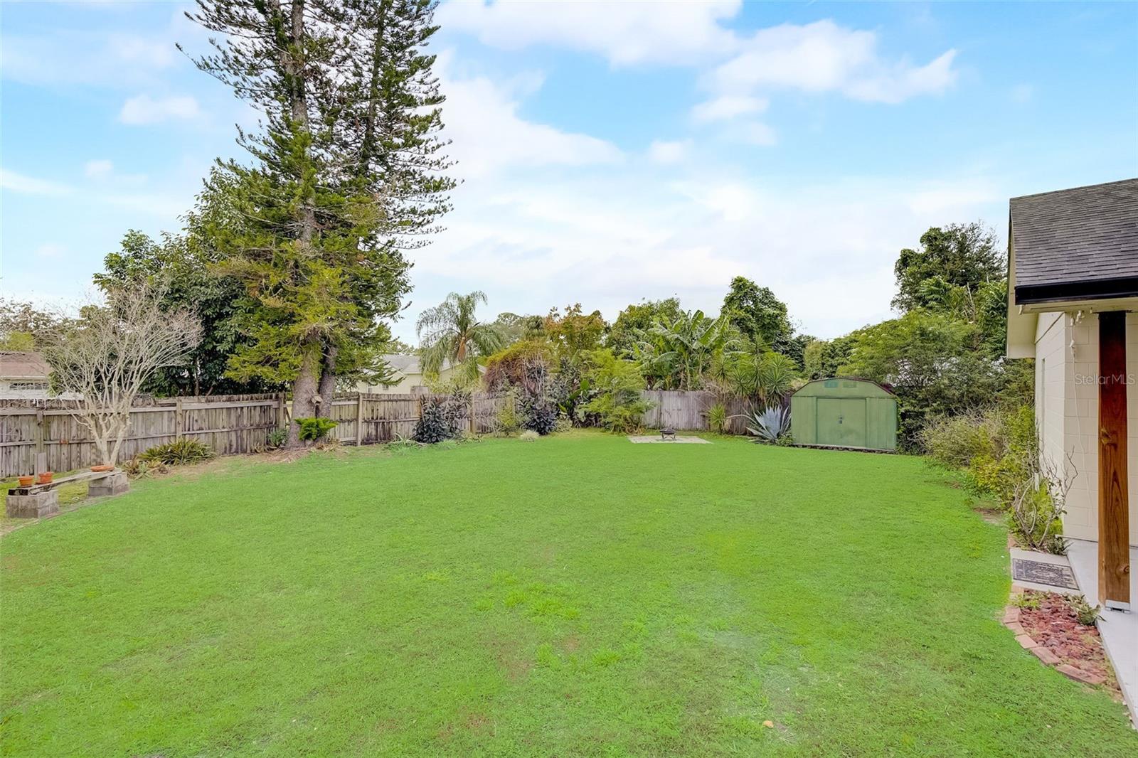 SUNSHINE GARDENS - Residential