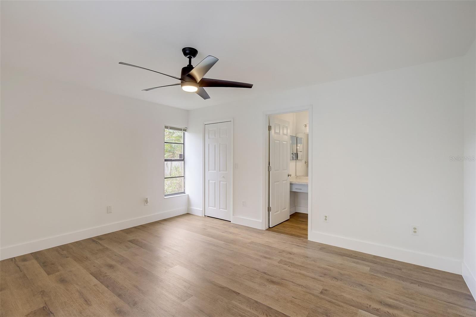 SUNSHINE GARDENS - Residential