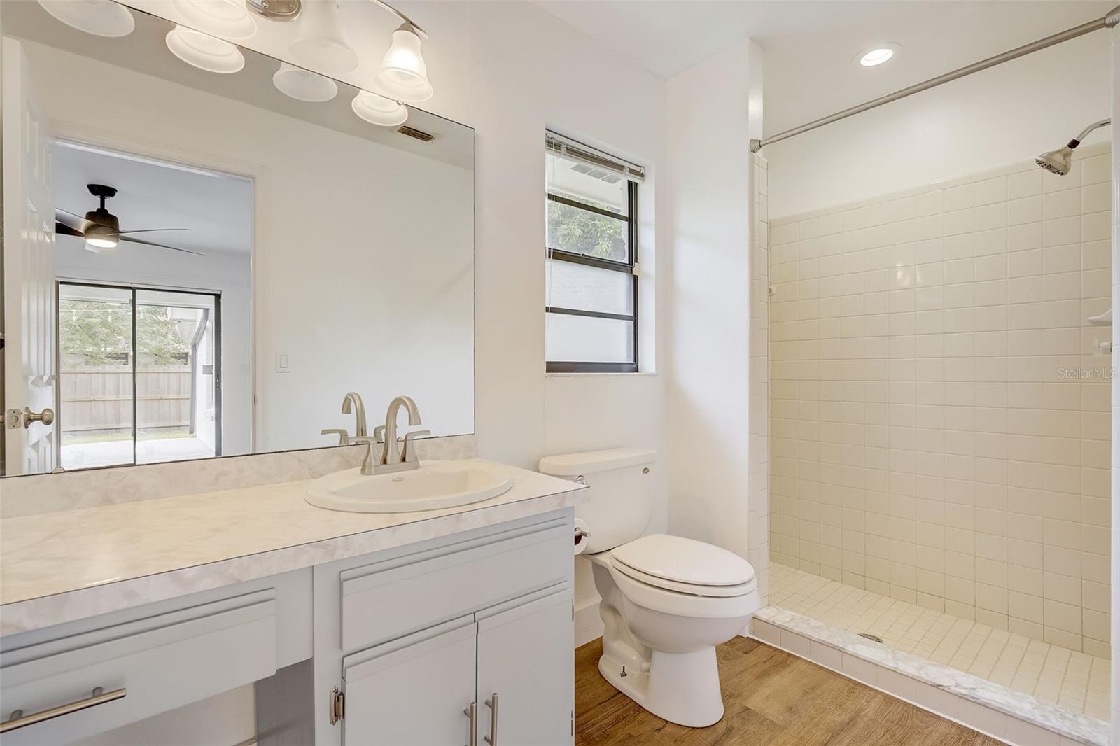 SUNSHINE GARDENS - Residential