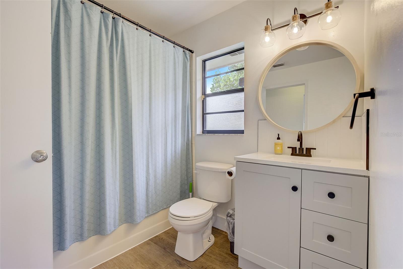 SUNSHINE GARDENS - Residential