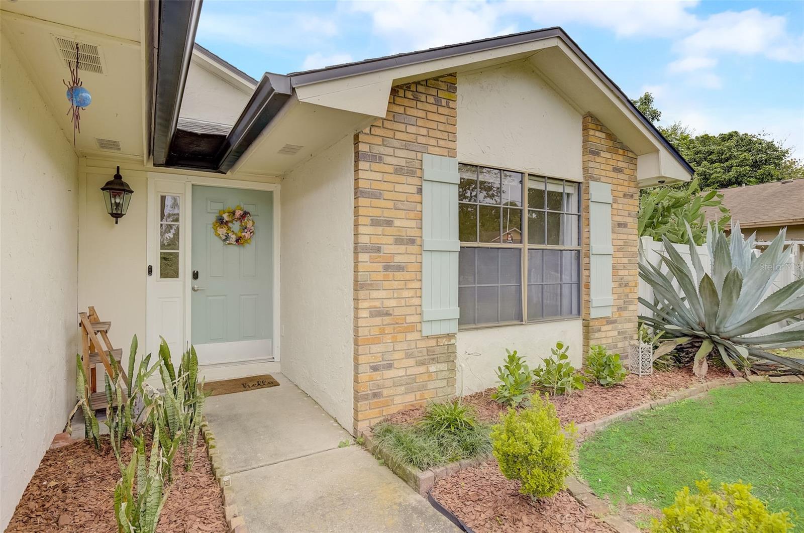 SUNSHINE GARDENS - Residential