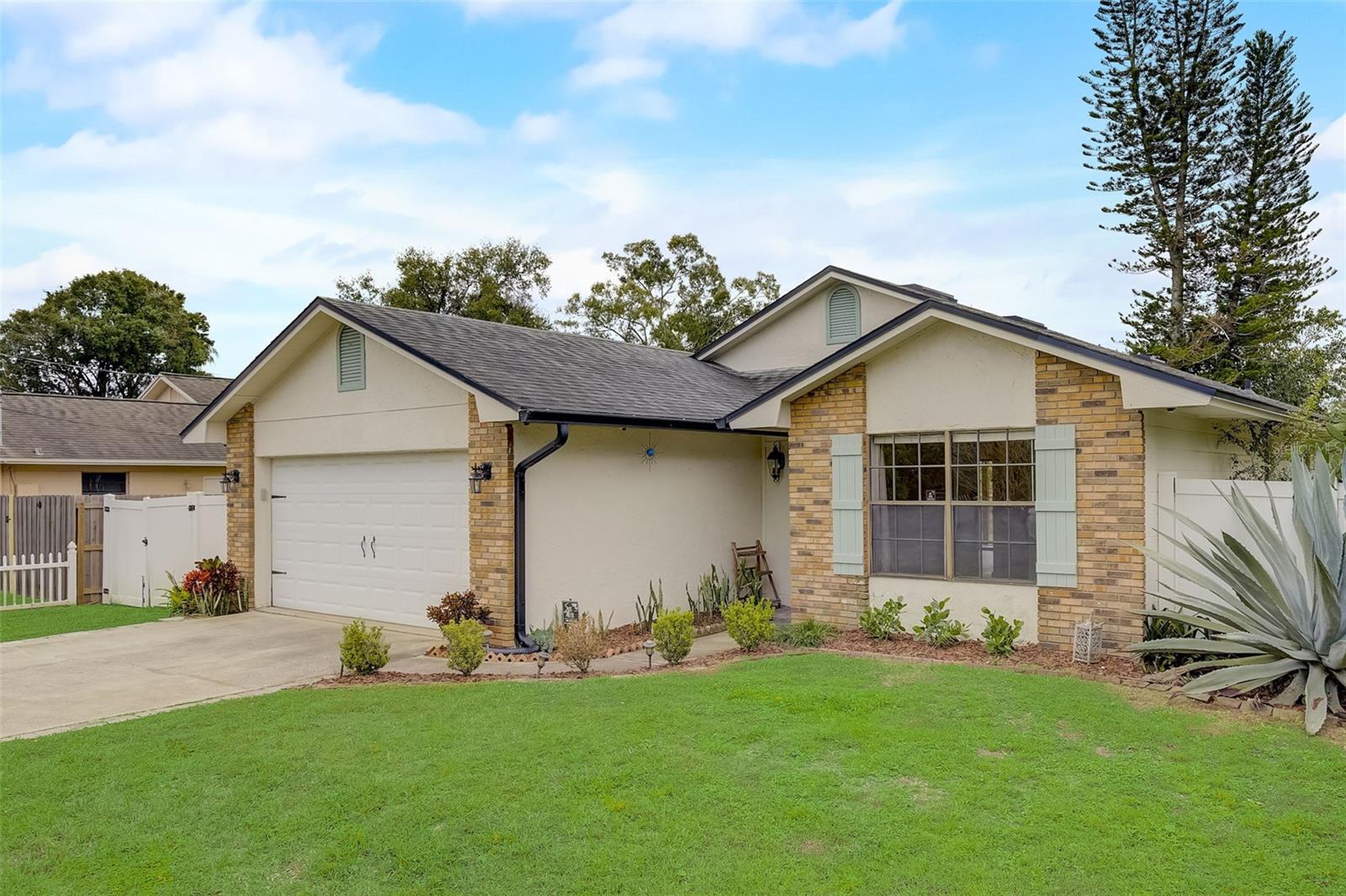 SUNSHINE GARDENS - Residential