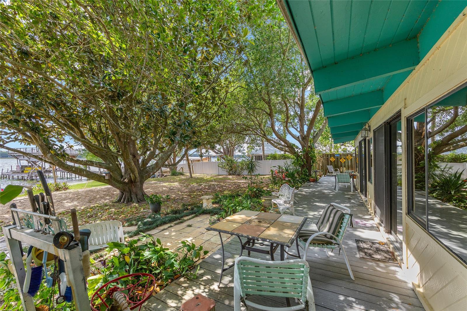 BIRD ISLAND - Residential