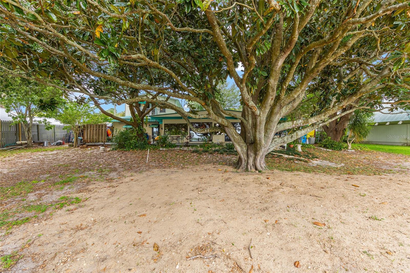 BIRD ISLAND - Residential