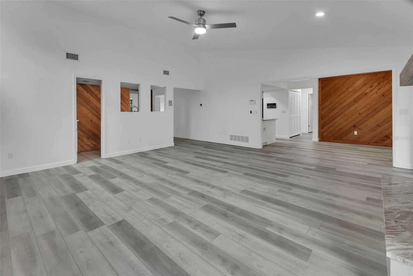 OAK FOREST PH 01-05 - Residential