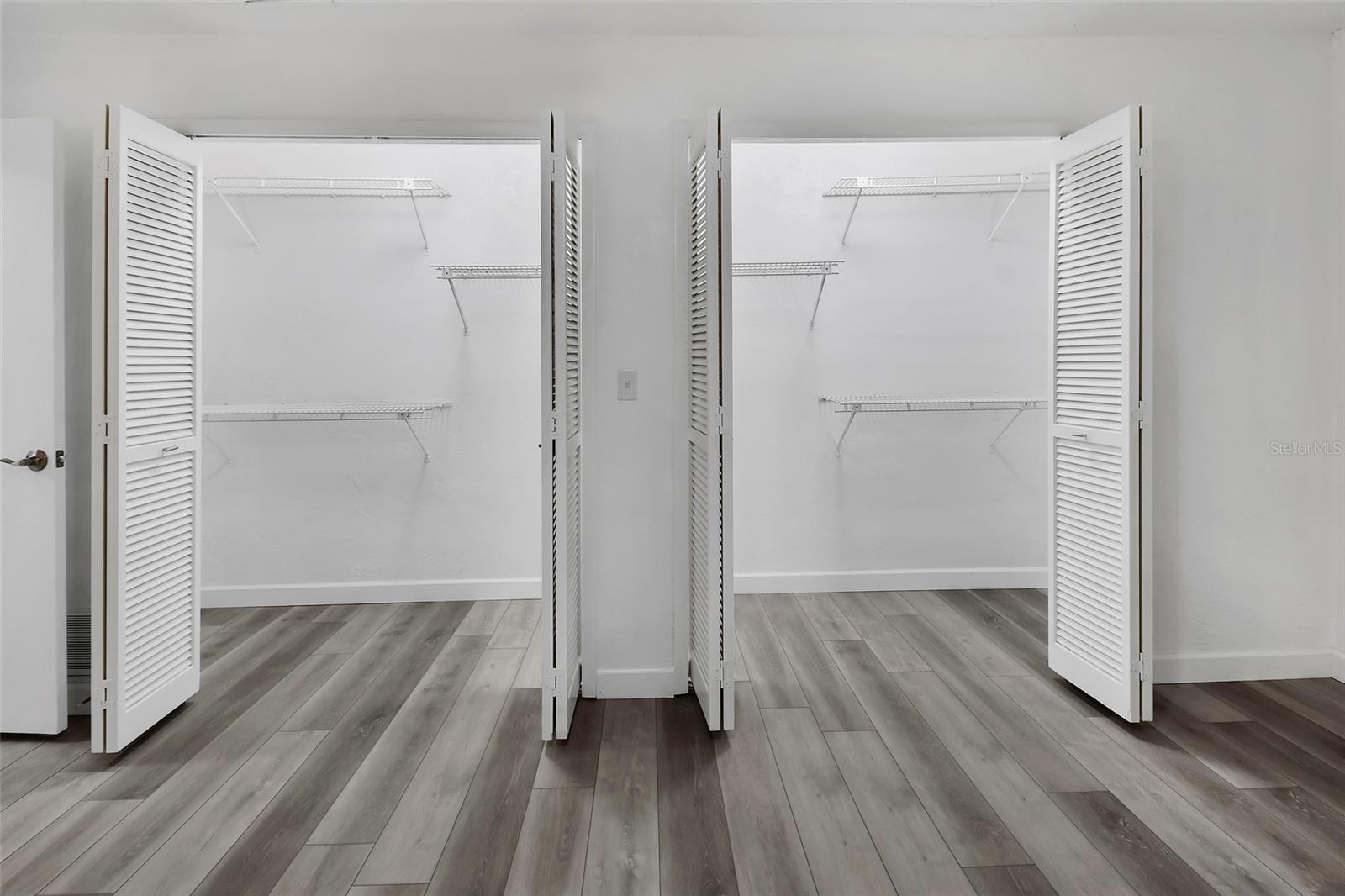 OAK FOREST PH 01-05 - Residential