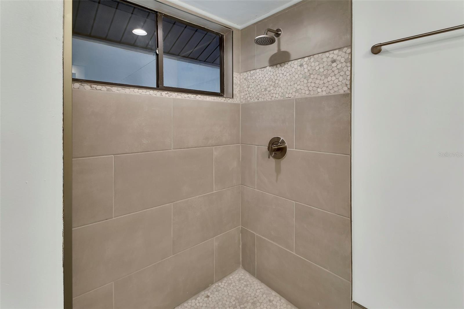 OAK FOREST PH 01-05 - Residential