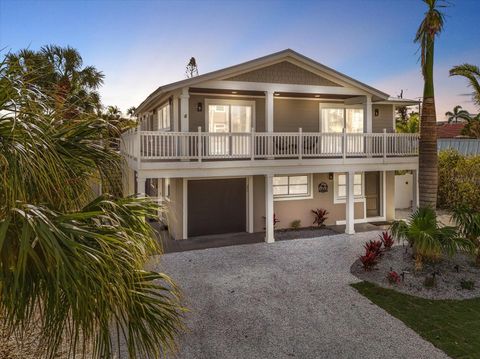 203 72ND STREET HOLMES BEACH FL 34217