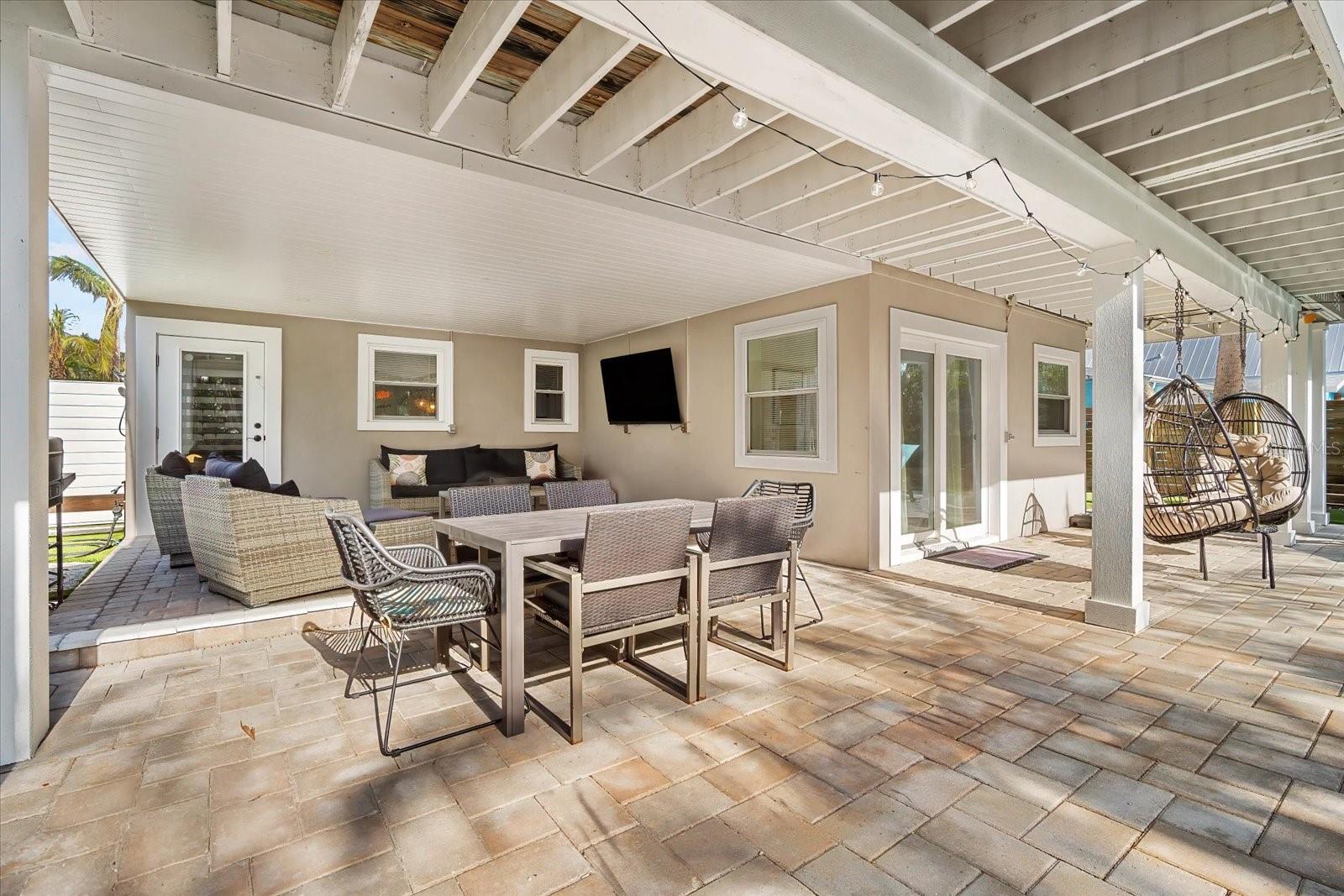 WEST WIND SHORES - Residential