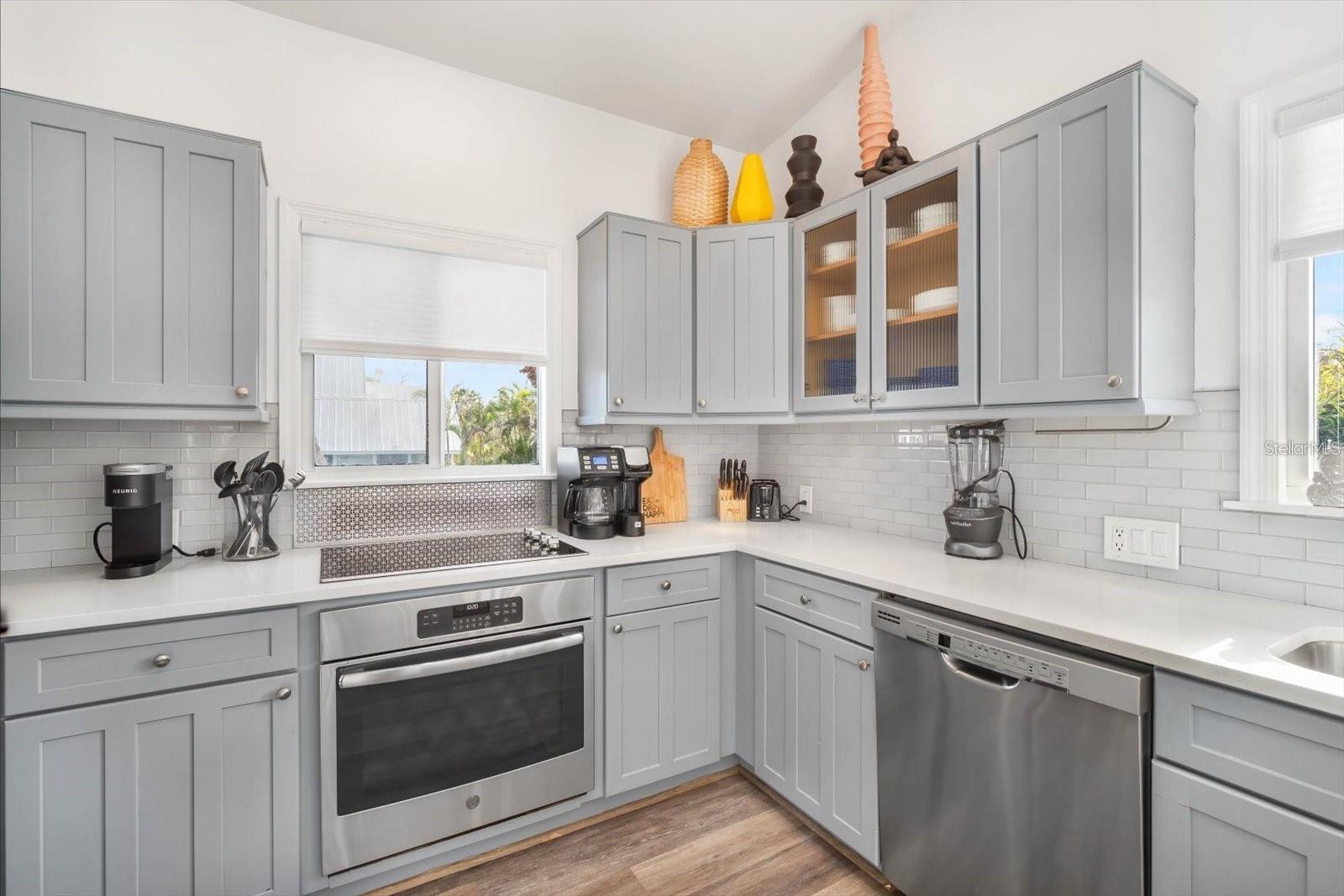 WEST WIND SHORES - Residential