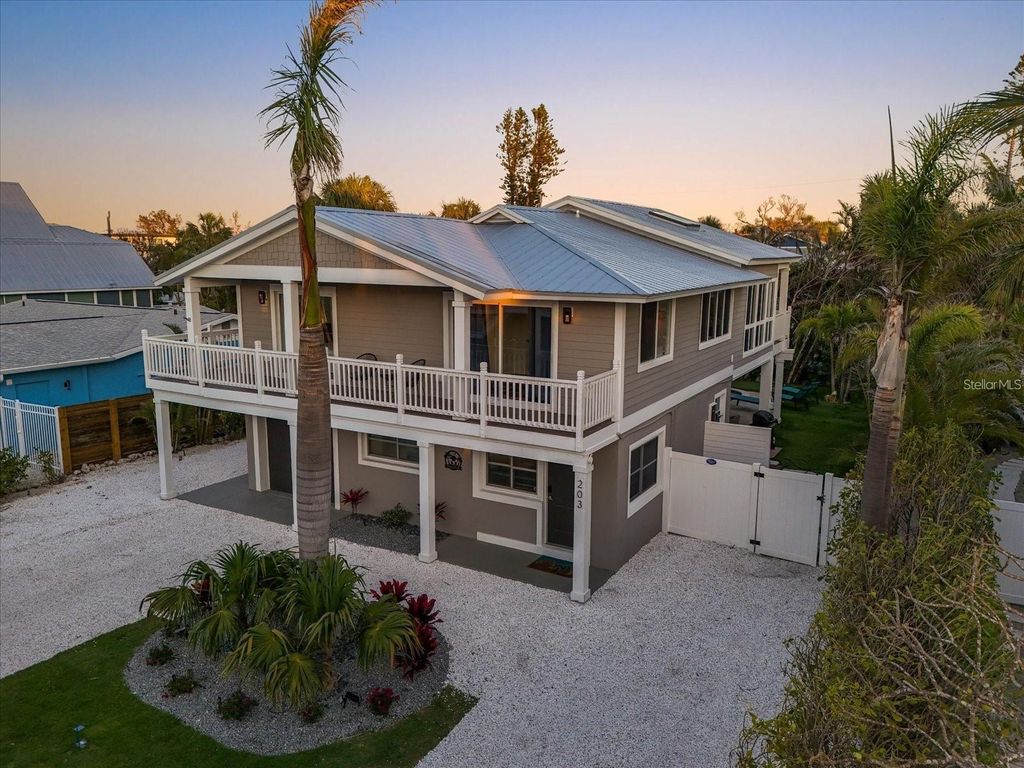 Photo of 203 72nd Street, Bradenton Beach, FL 34217 (MLS # A4664948)