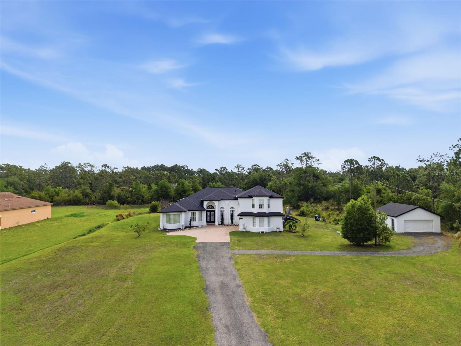 ROCKET CITYA - Residential