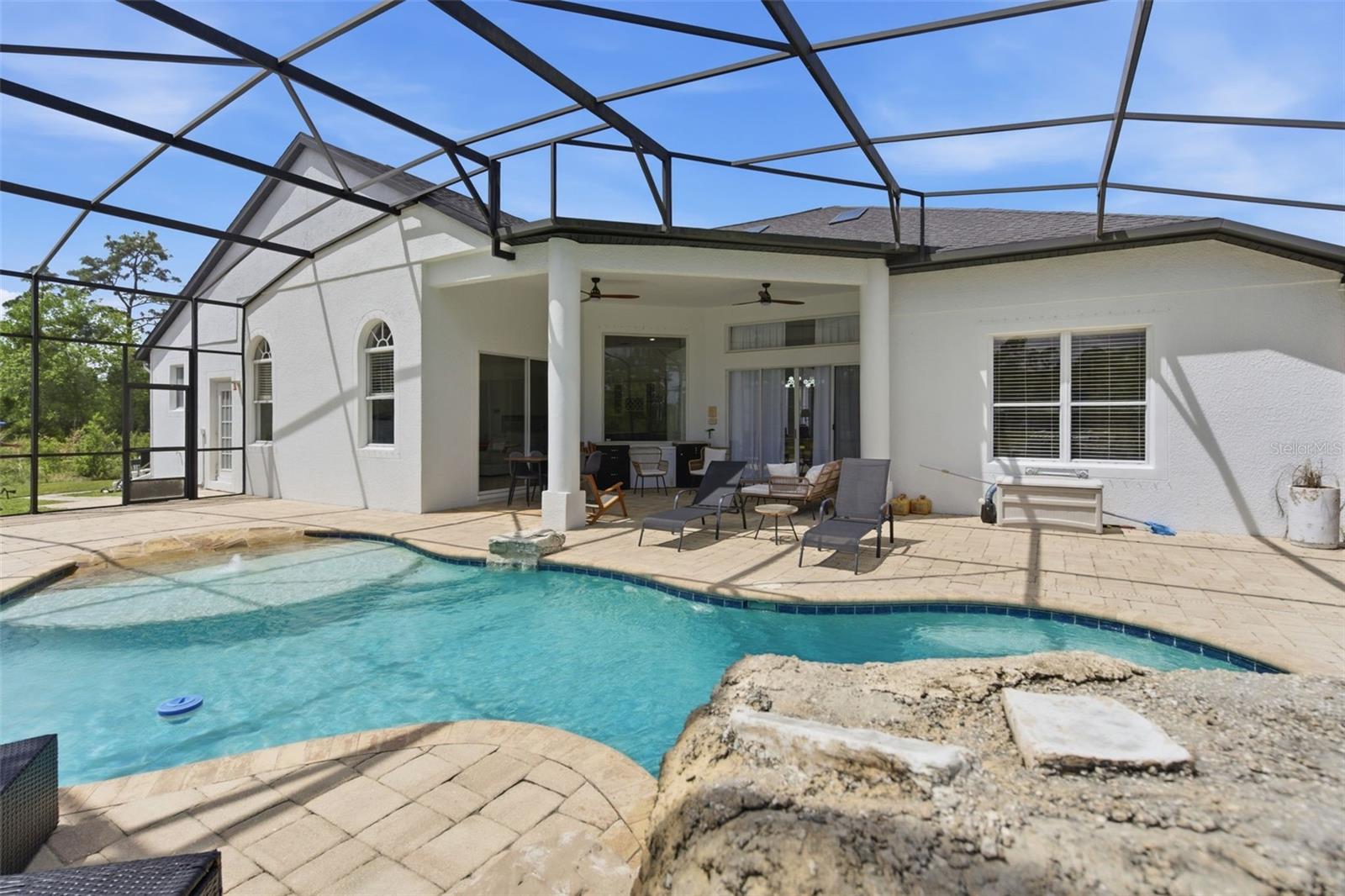 ROCKET CITYA - Residential