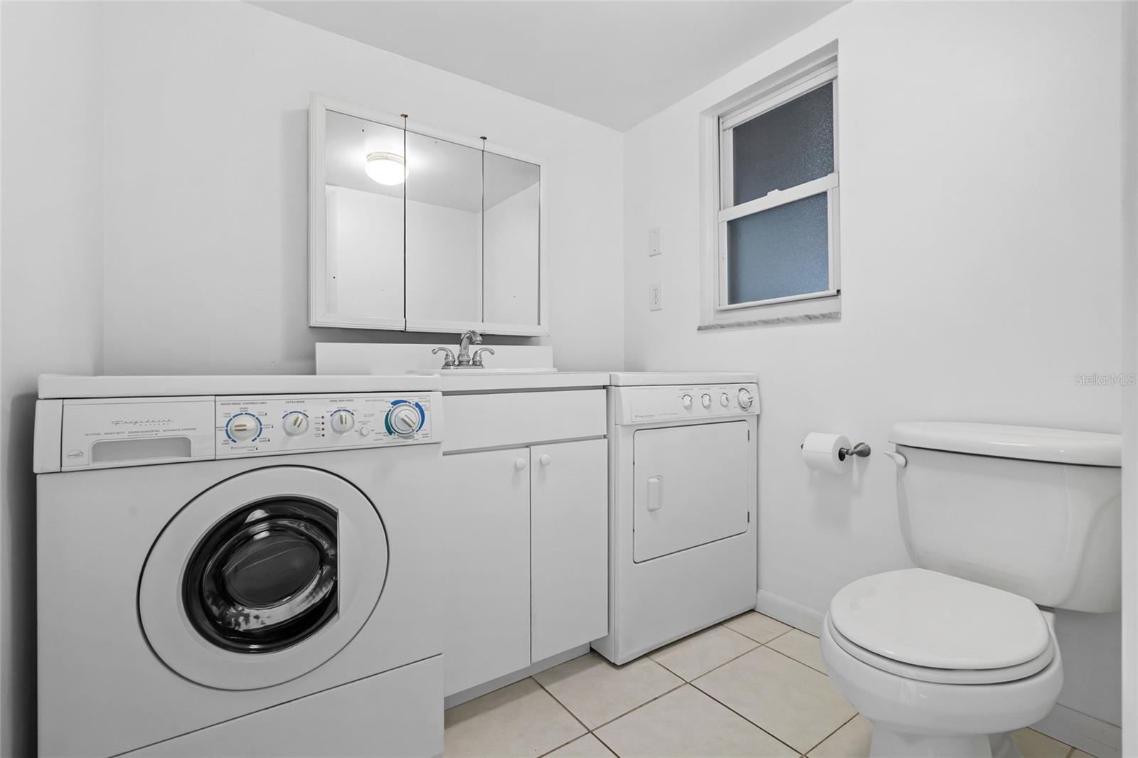 BAYWAY ISLES POINT BRITTANY FOUR - Residential