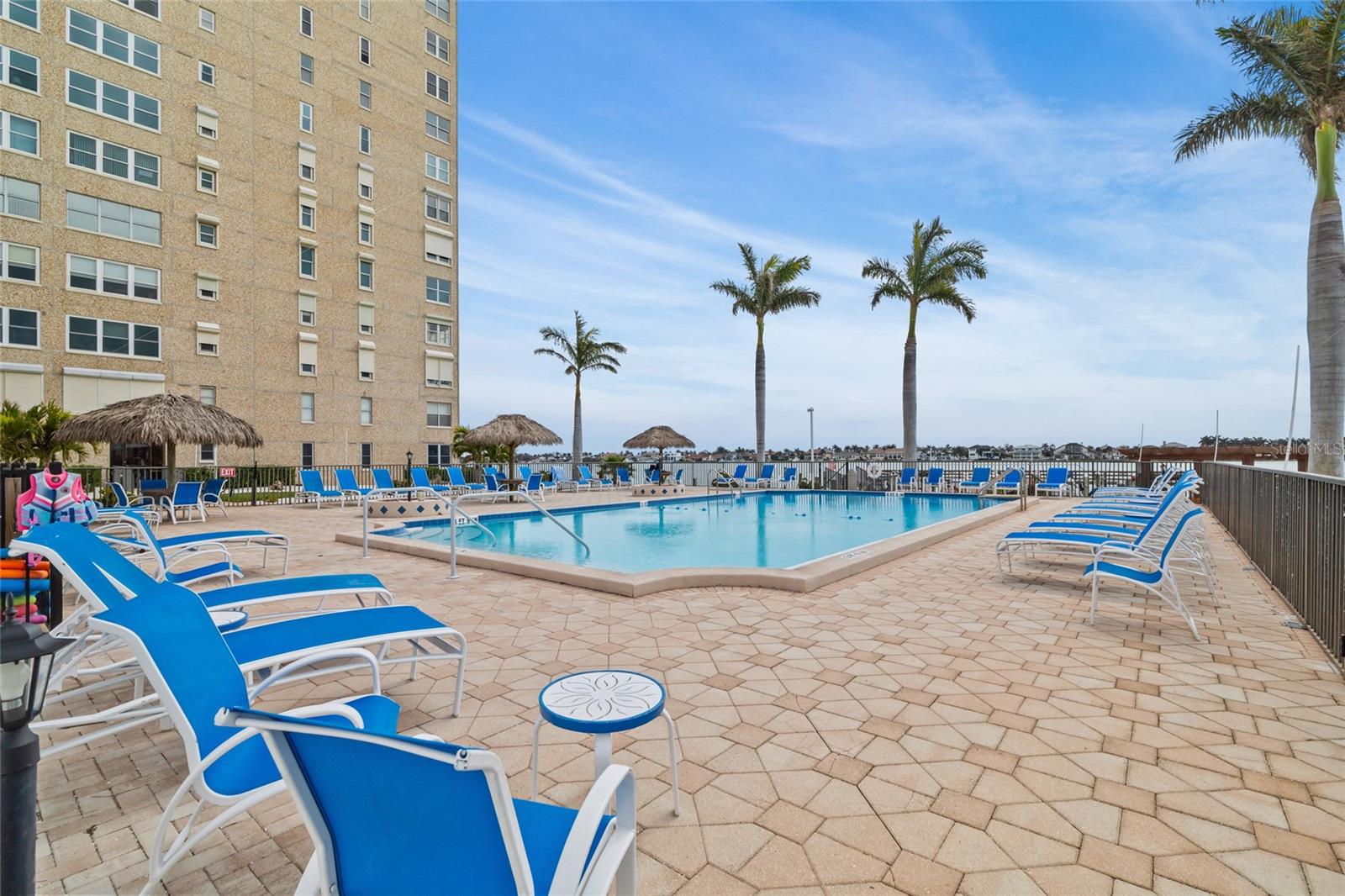 BAYWAY ISLES POINT BRITTANY FOUR - Residential