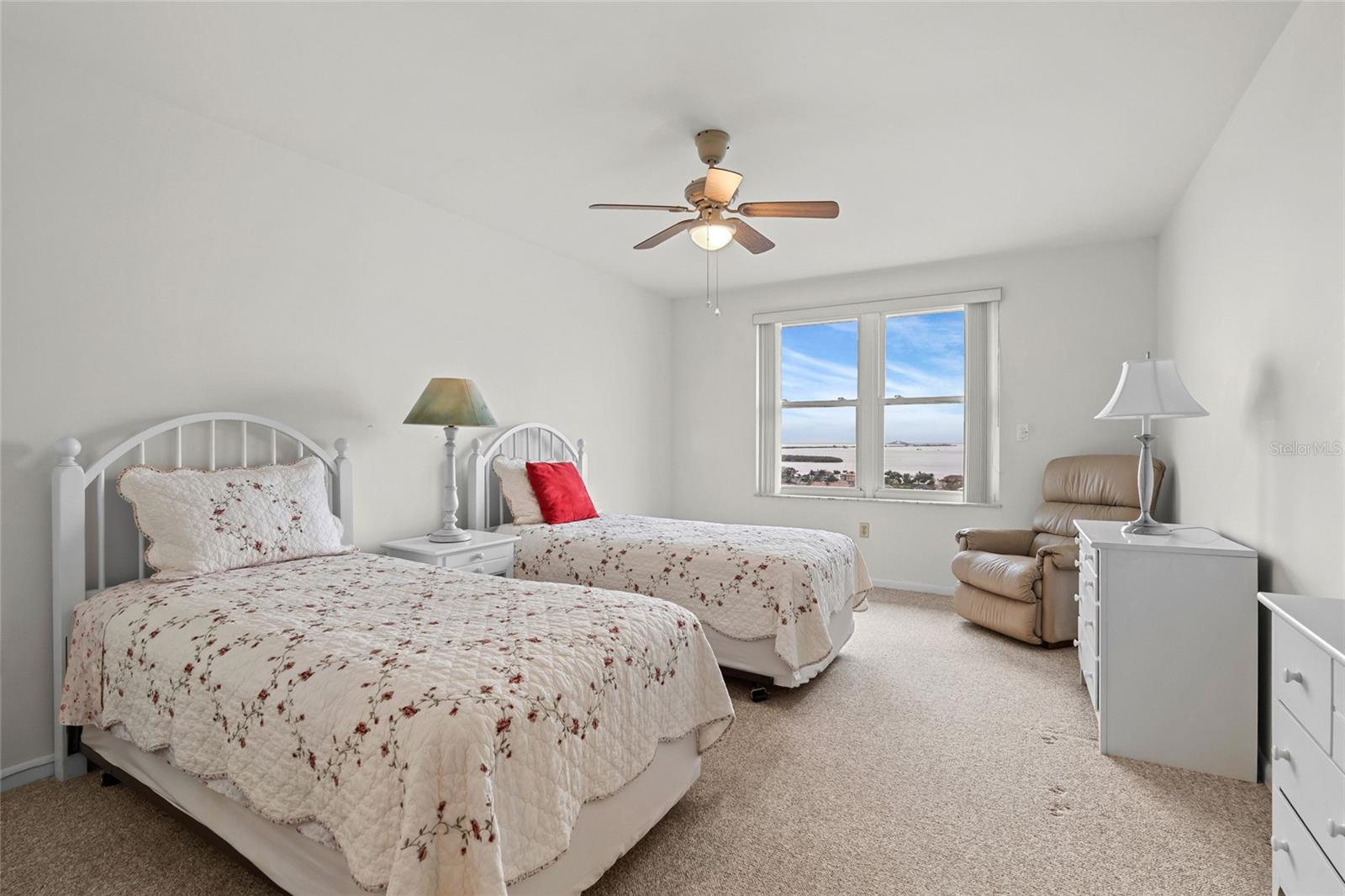 BAYWAY ISLES POINT BRITTANY FOUR - Residential