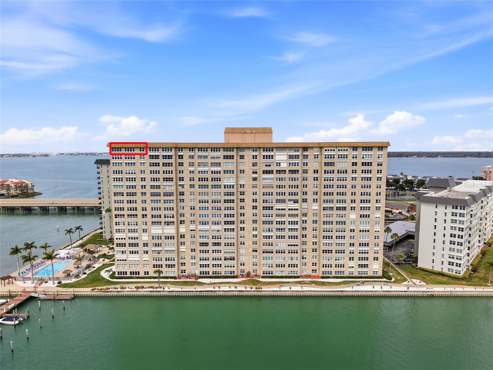 BAYWAY ISLES POINT BRITTANY FOUR - Residential