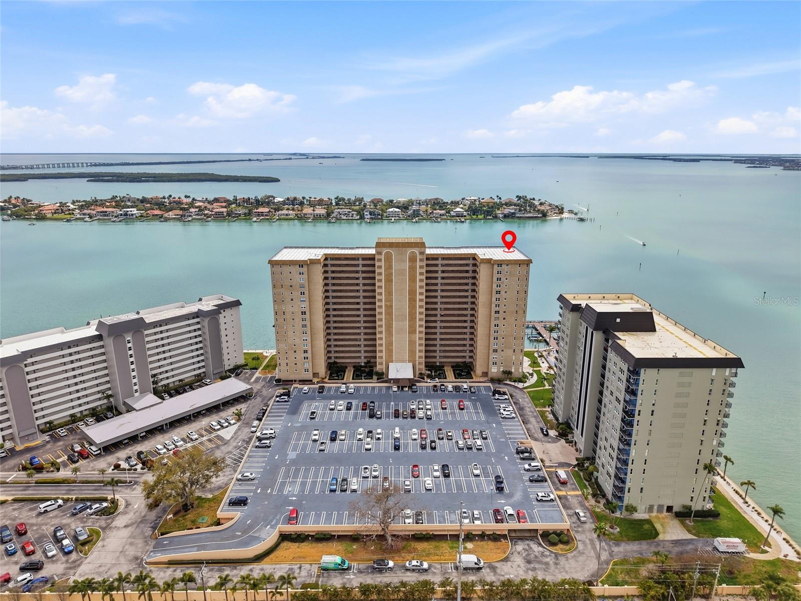 BAYWAY ISLES POINT BRITTANY FOUR - Residential