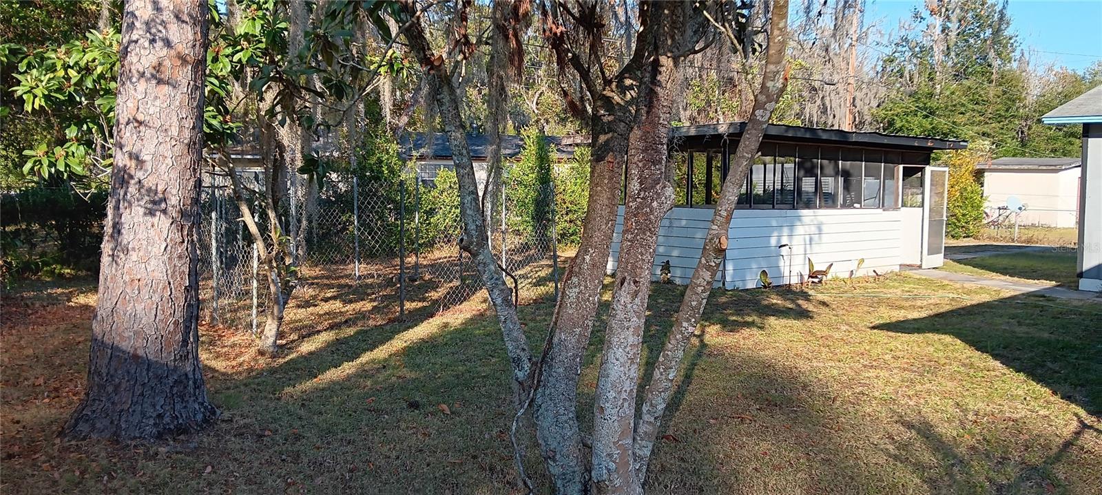 BREEZY ACRES - Residential