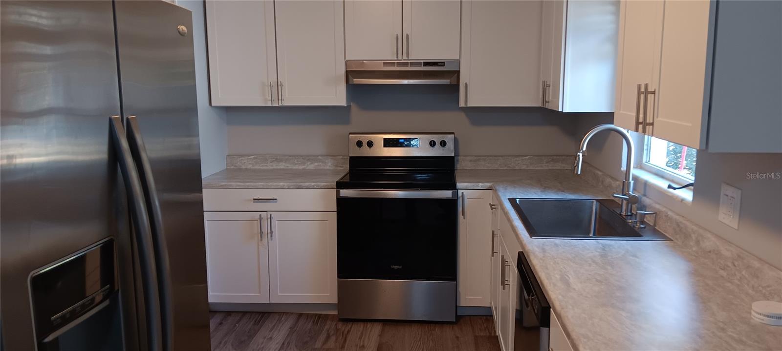 BREEZY ACRES - Residential