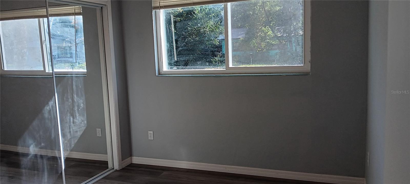 BREEZY ACRES - Residential