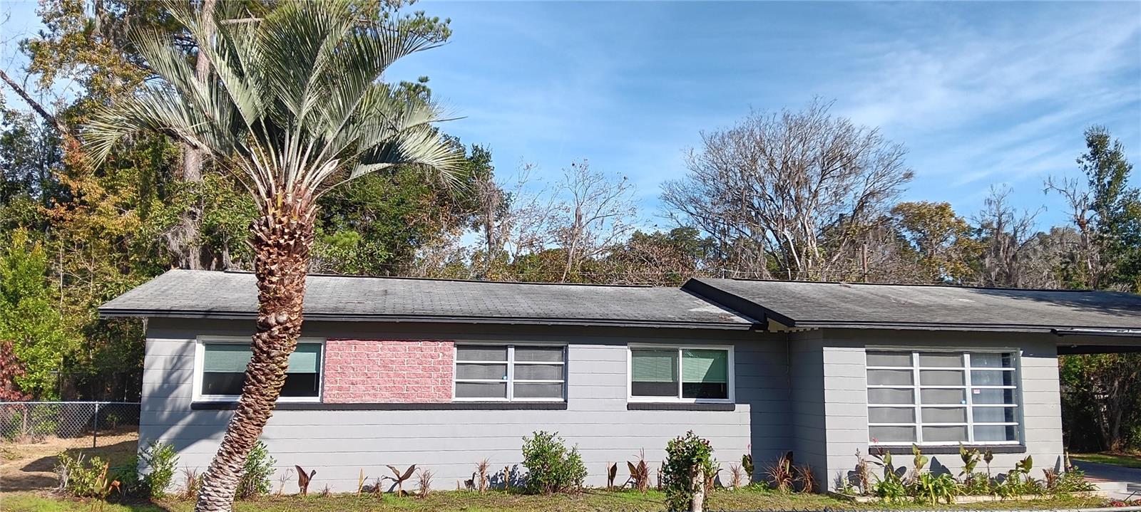 BREEZY ACRES - Residential