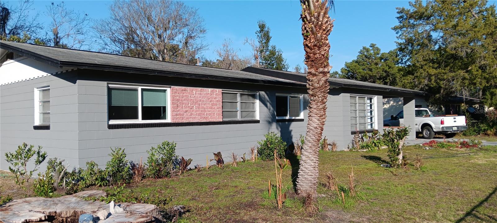 BREEZY ACRES - Residential