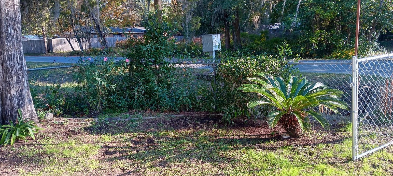 BREEZY ACRES - Residential