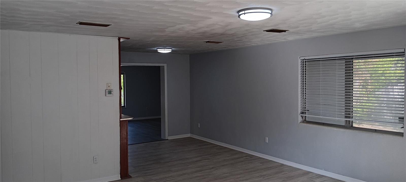 BREEZY ACRES - Residential