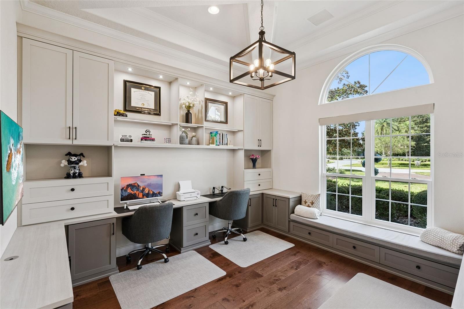 2133 ALAQUA LAKES BOULEVARD