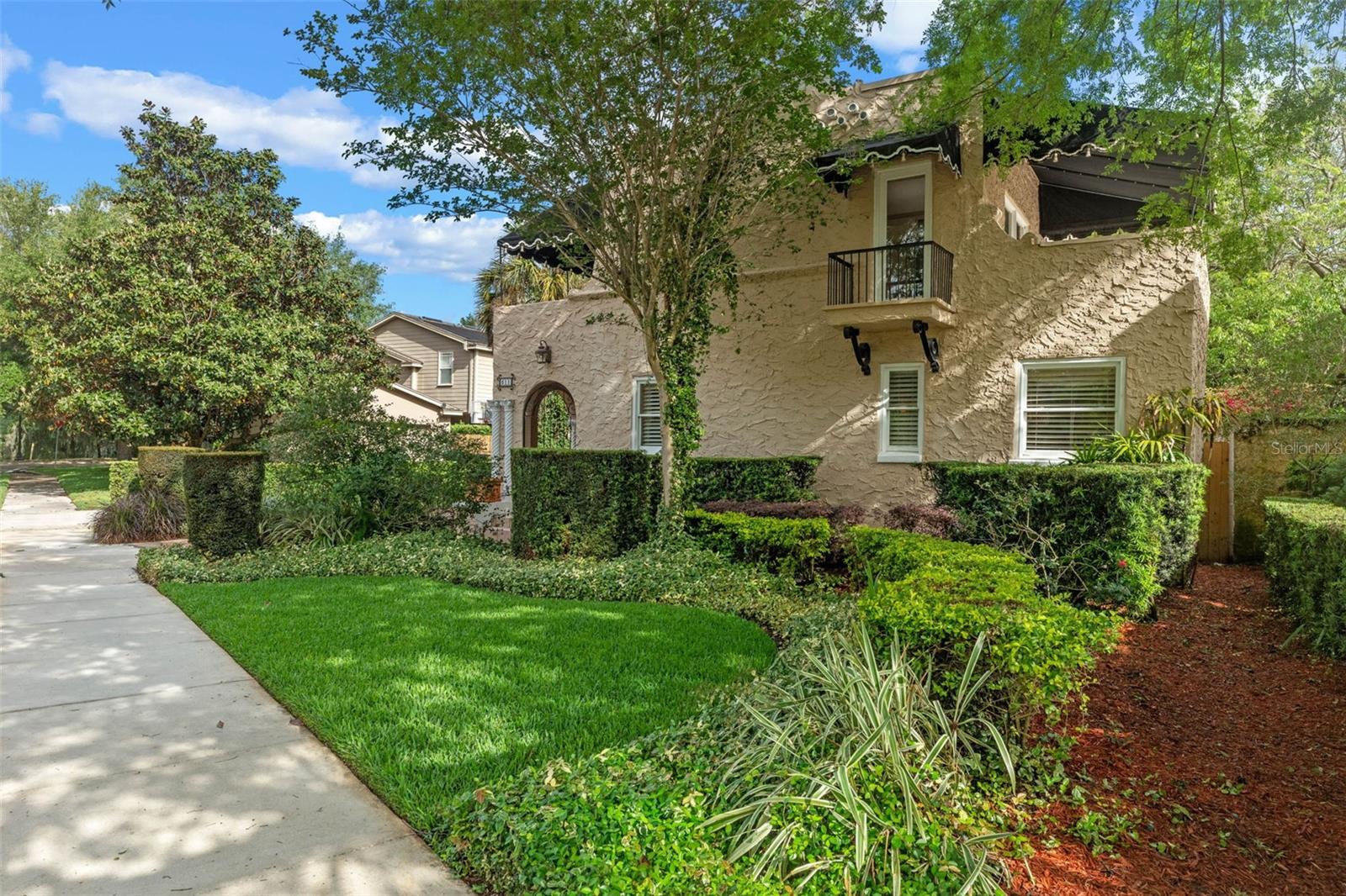 511 WOODLAWN BOULEVARD