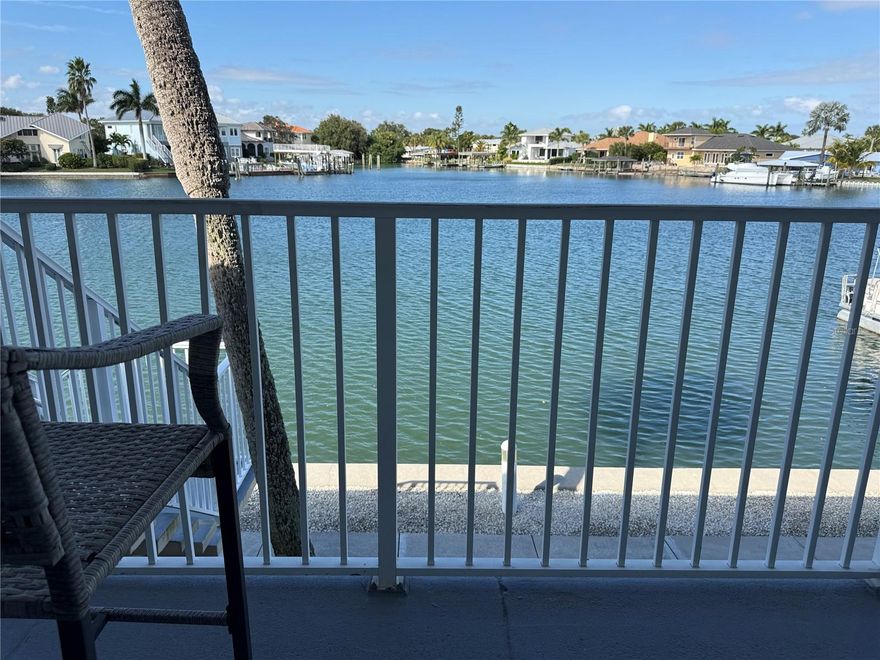 DIRECT WATERFRONT — 
This is the PERFECT beach bungalow everyone wishes they found first. A true NSB gem with killer water views from the moment you step inside.

1 Bedroom • 1 Bath
Smack in the heart of New Smyrna Beach — just off the North Causeway. Walk to the beach, stroll over to Canal Street, or hit all your favorite restaurants without ever starting the car.

Perfect for a weekend getaway, full-time chill spot, or a rock-solid investment in one of Florida’s hottest coastal markets.